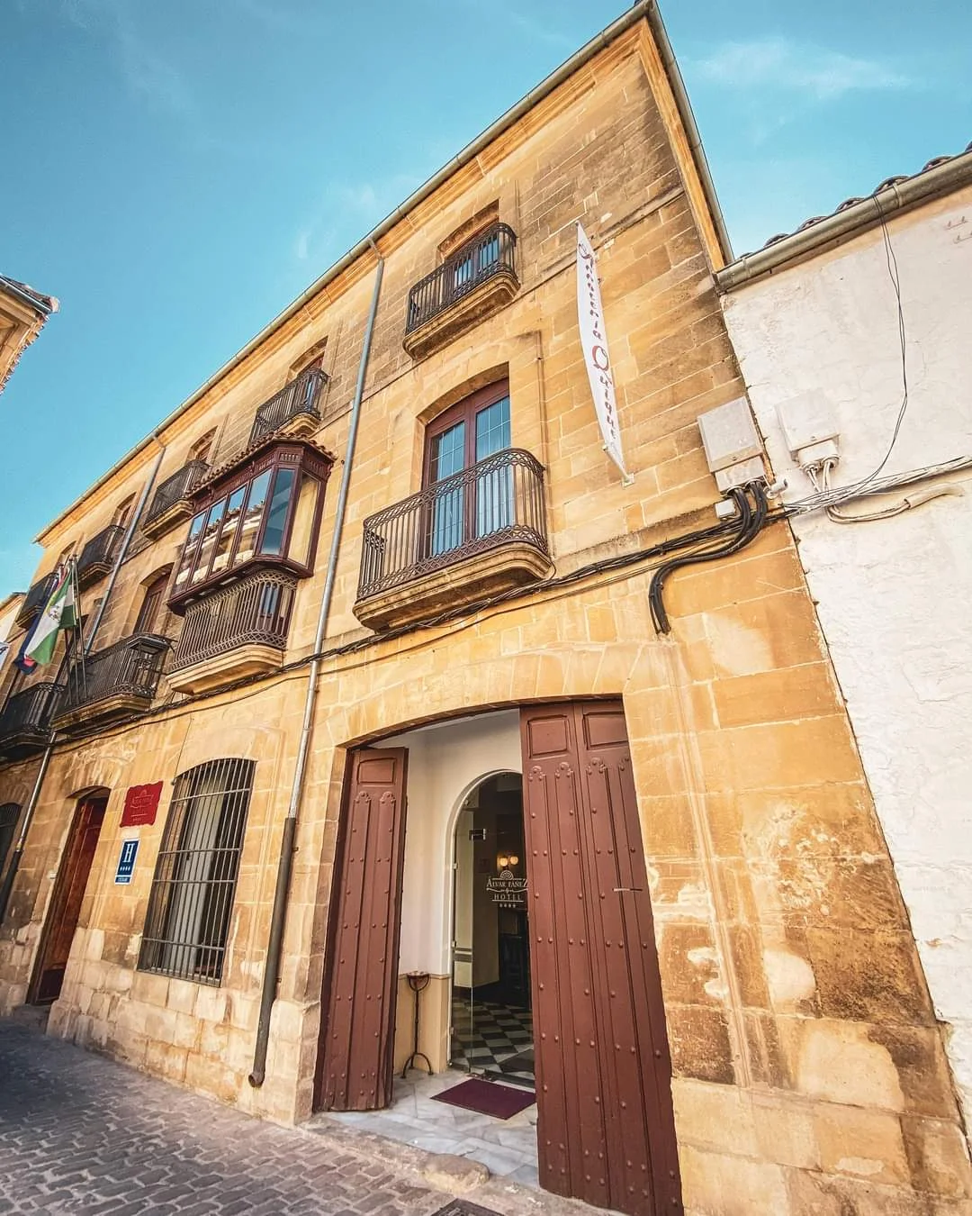 The façade of Hotel Álvar Fáñez on Calle Juan Pasquau, Úbeda